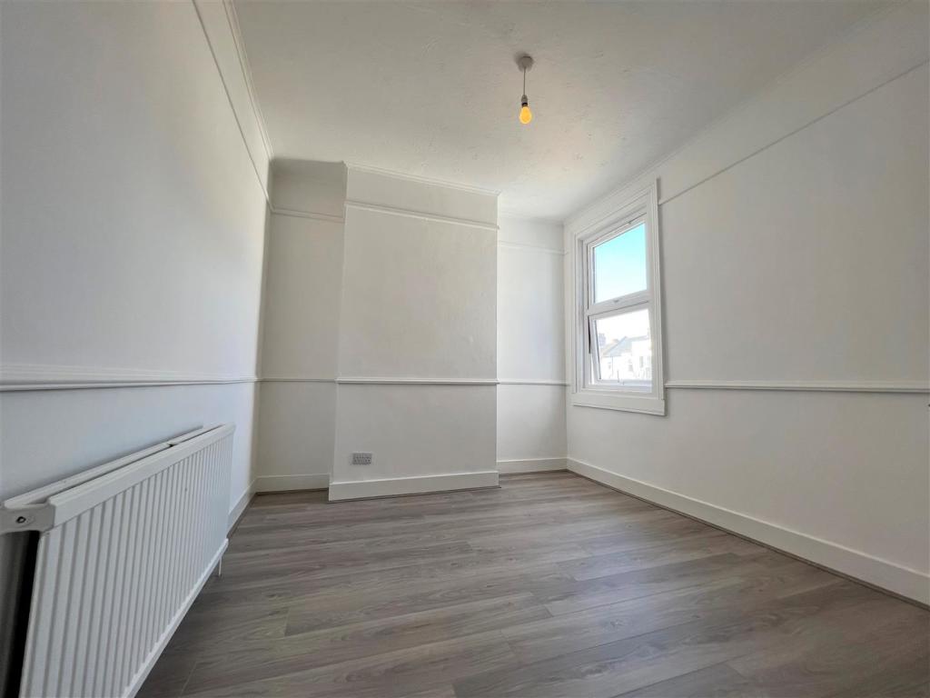 Bedroom.jpg