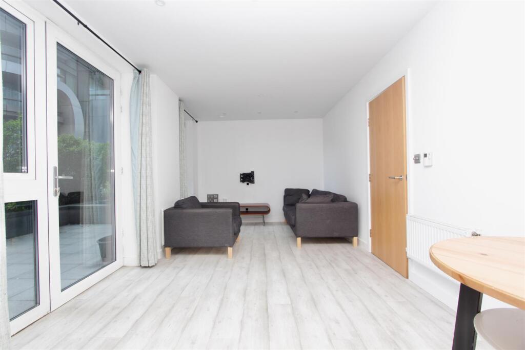 Aquarelle House, Clerkenwell, EC1V