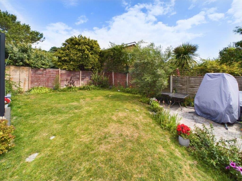 15 Durlston garden 