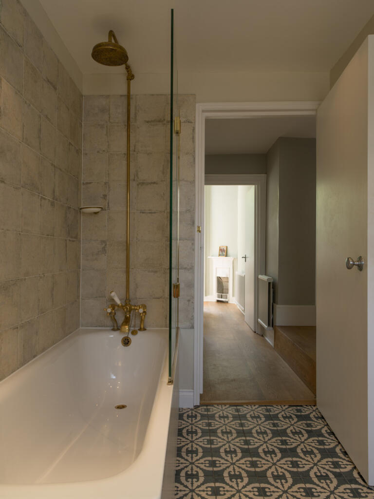 286573 - 6B camden sq_1324.jpg