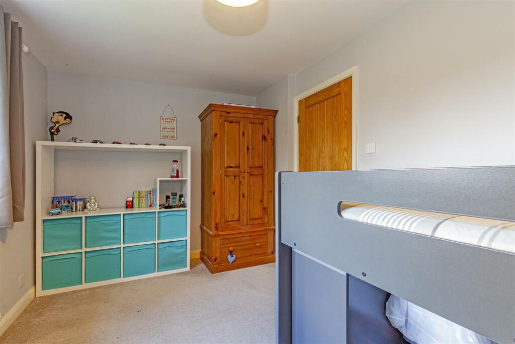 Bedroom 3-3.jpg