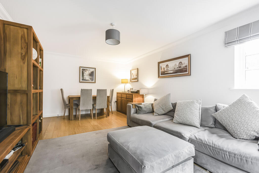 Living/Dining Room