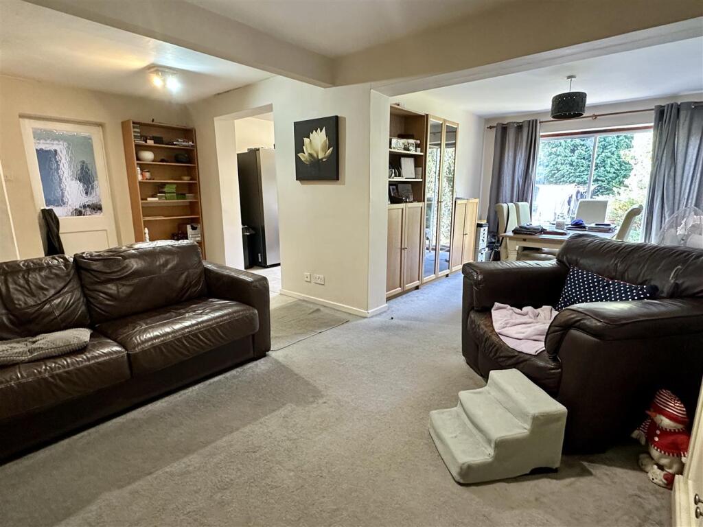 open-plan kitchen/dine/family room
