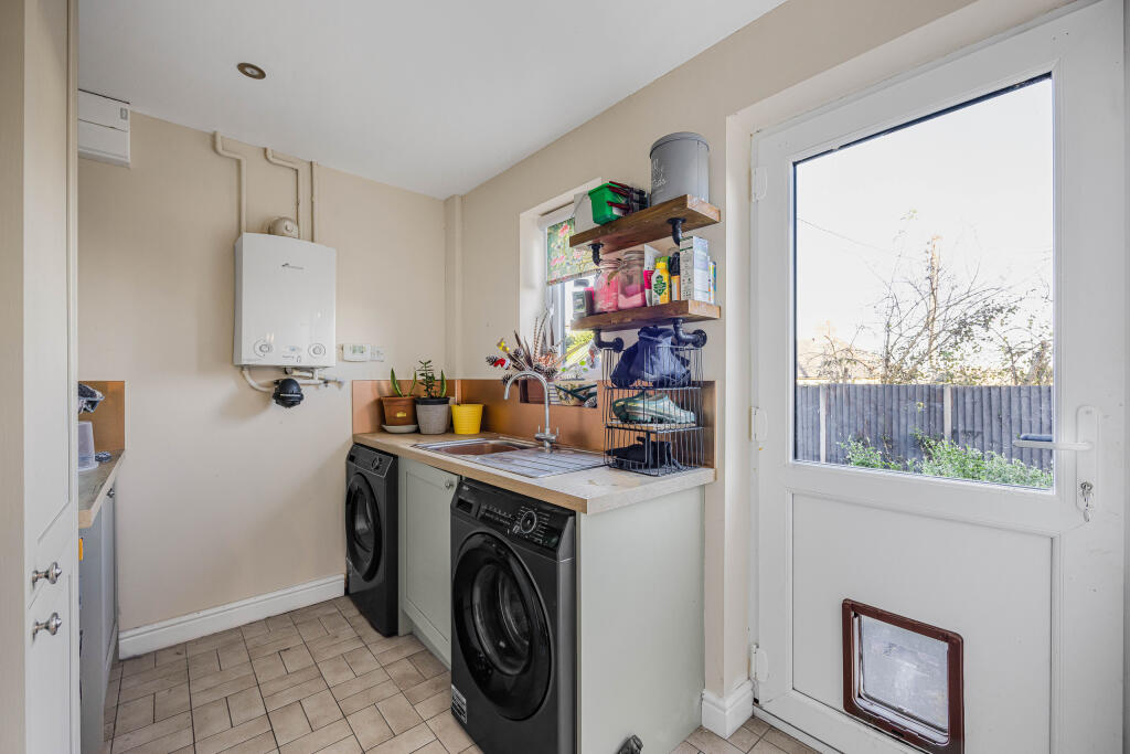 UTILITY ROOM