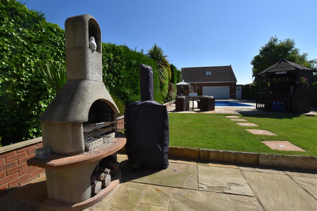 Piza Oven.JPG