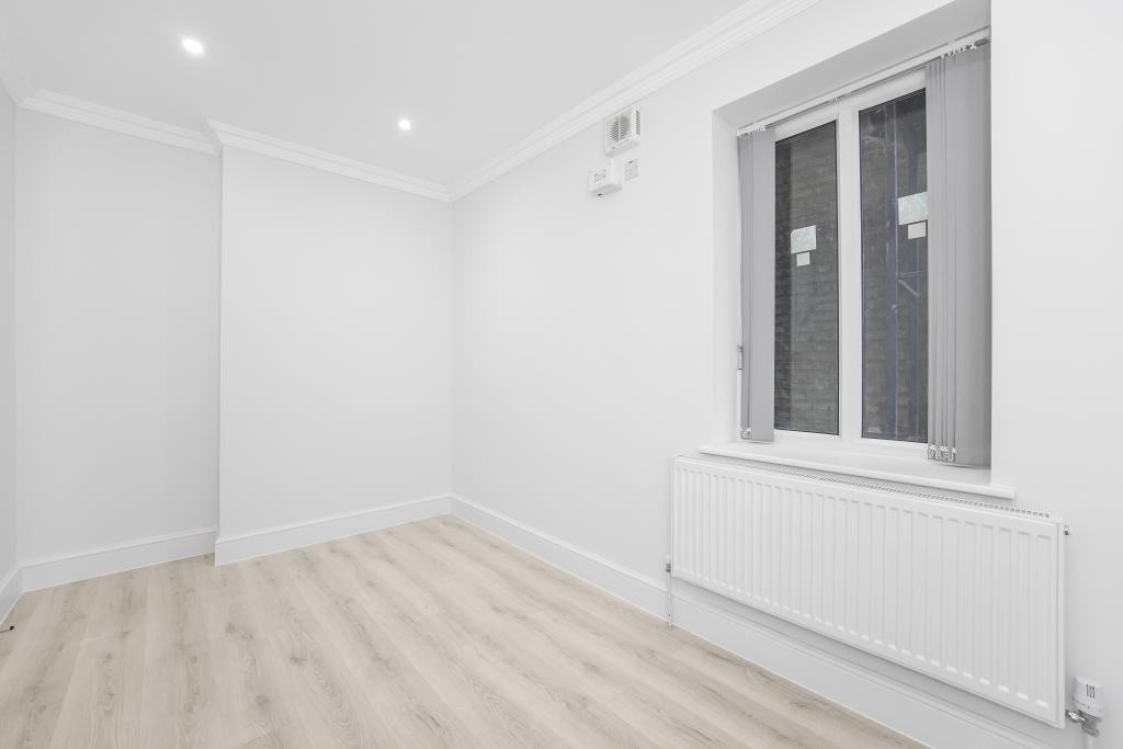 Bedroom 1 (1)