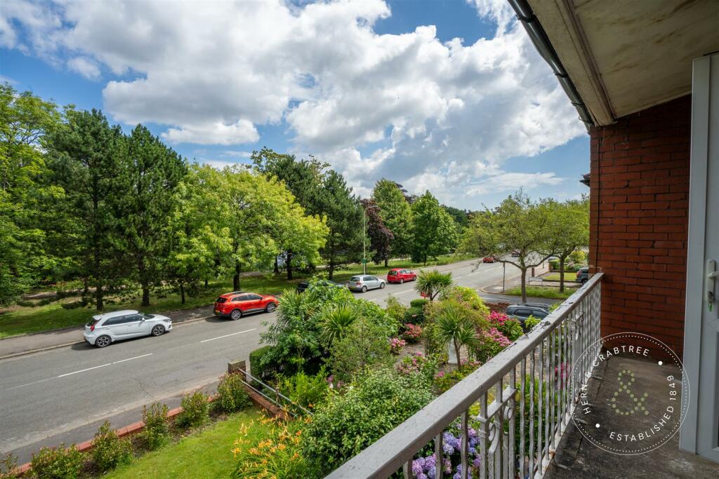 Lake Road West, Roath Park, Hern Crabtree (20).jpg