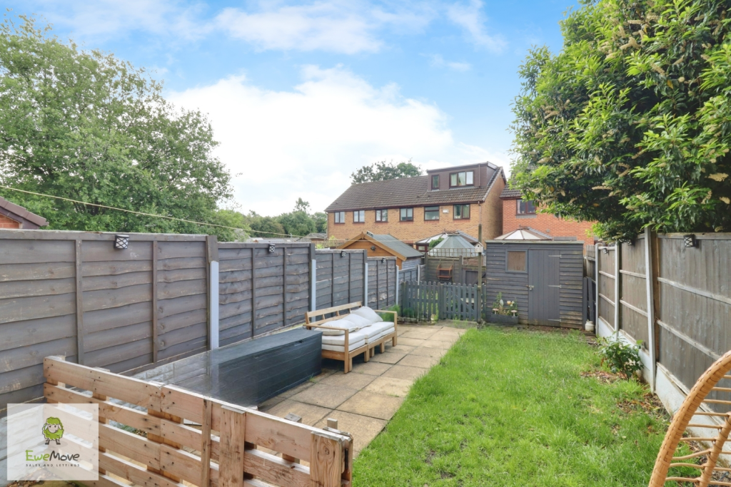 Garden EweMove Cannock