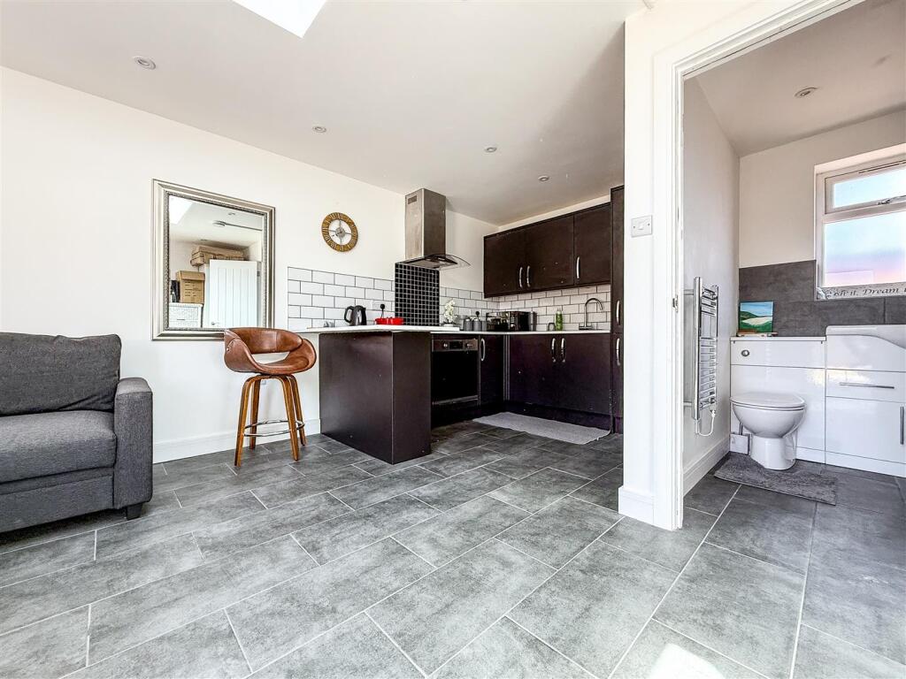 ANNEXE