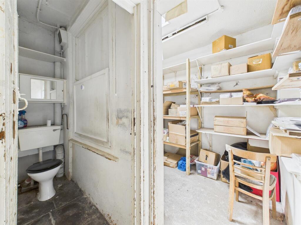 17 - Mixed Use Staple Hill.jpg