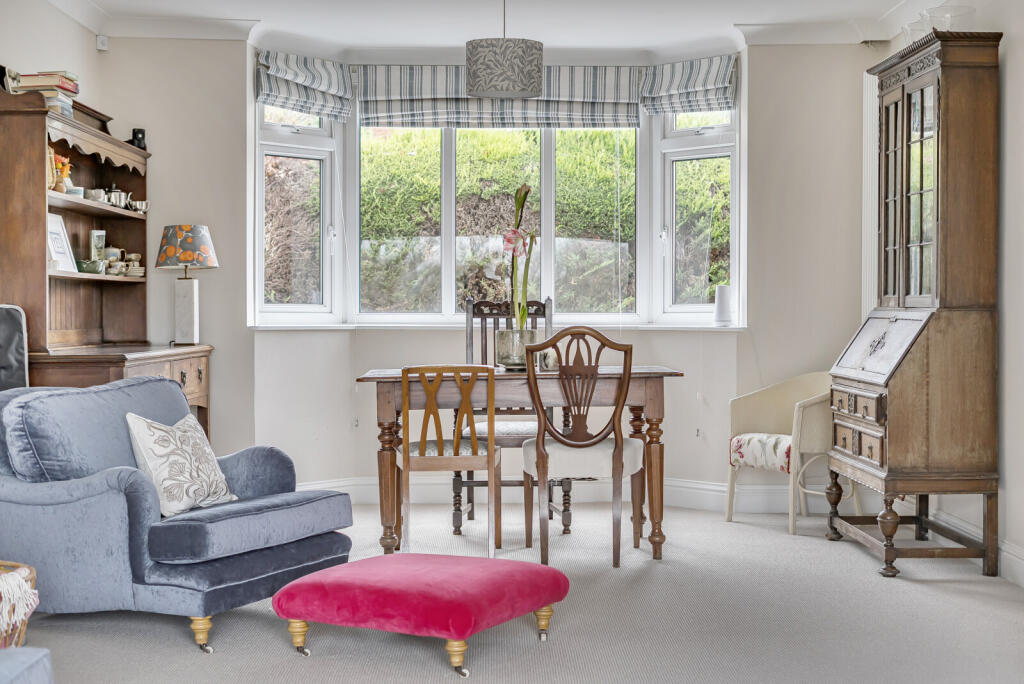 1388596-22-6942e9...