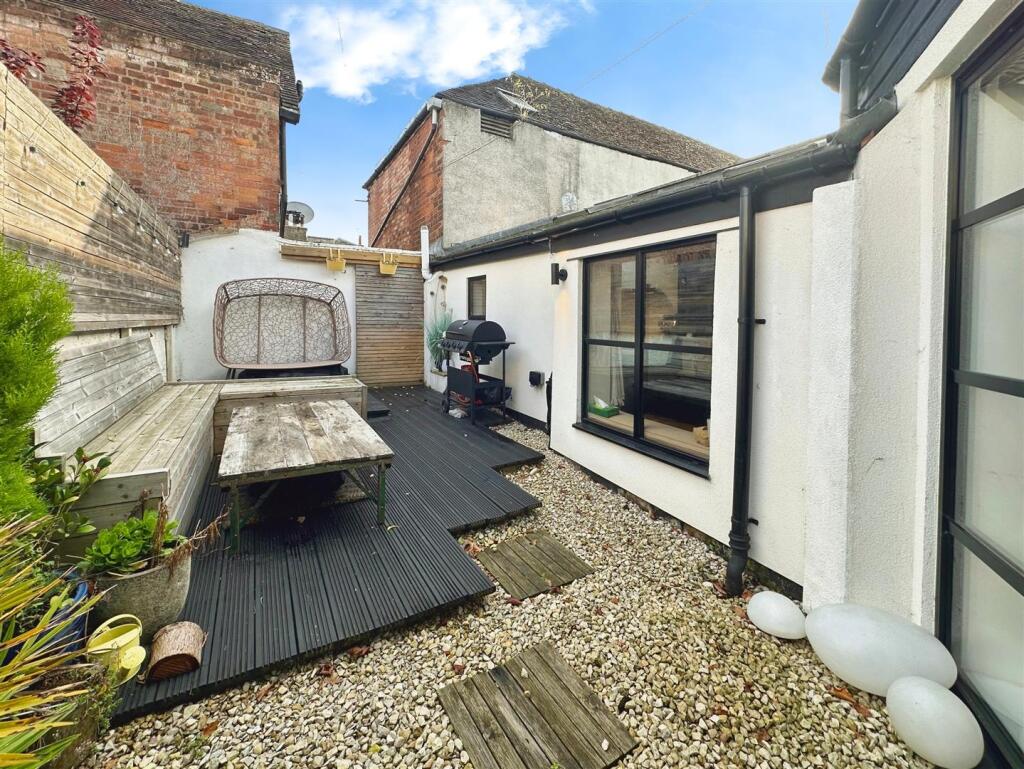 a386ca2b--4834-8EC4-E9B54F87F59F-43241-00000C3B601