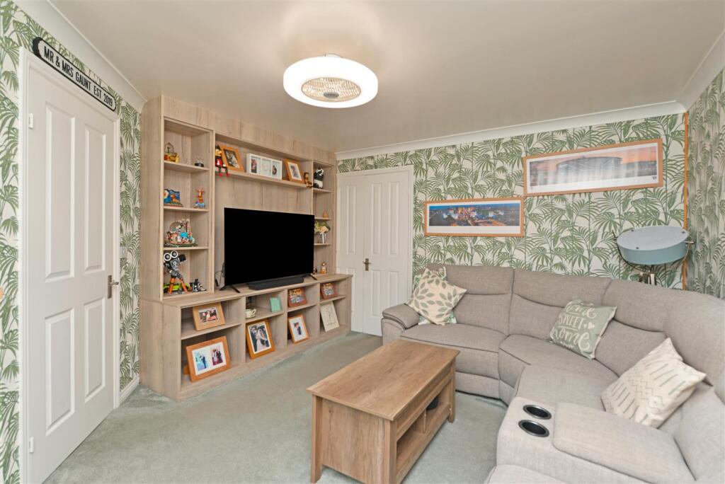 Living Room: