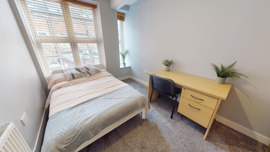 2 Courtyard rm 2