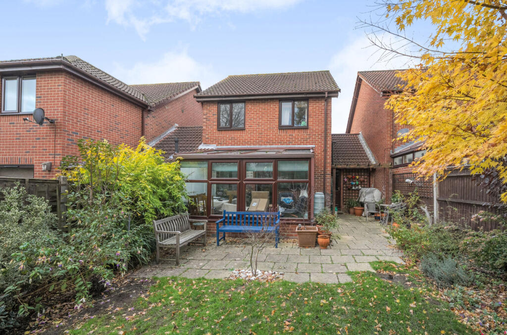 1383668-9-691f36b...