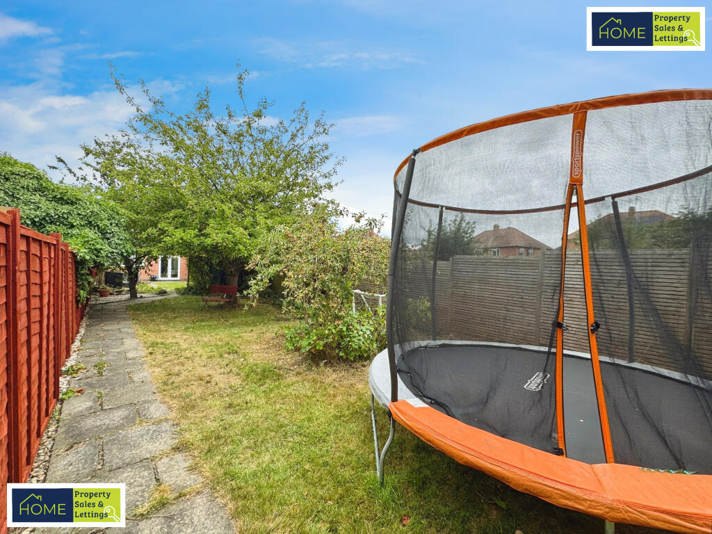 14 Deancourt Road, Leicester, LE2 6GH