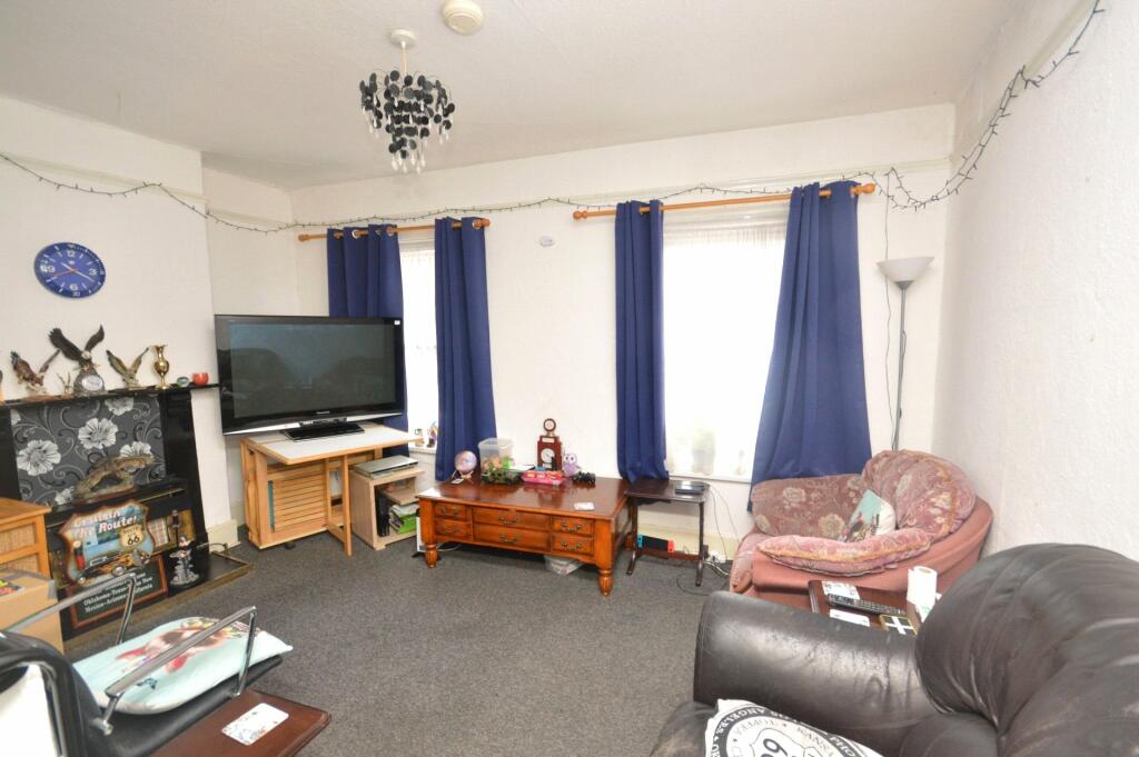 Flat - Living Room