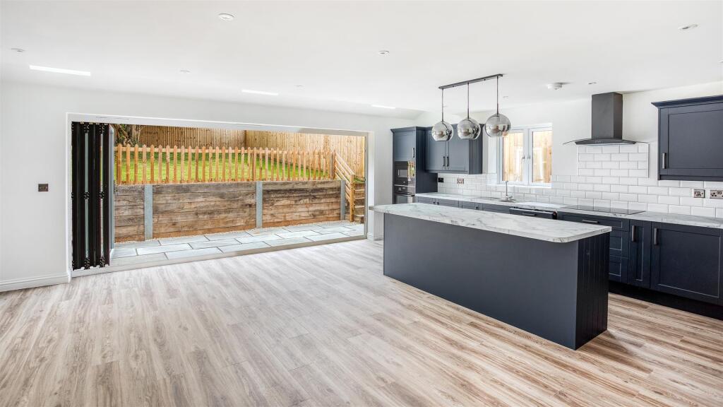 2025-08-18 08.22.55-1_HDR.jpg