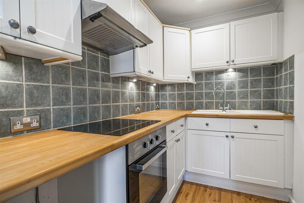 Kitchen .jpg