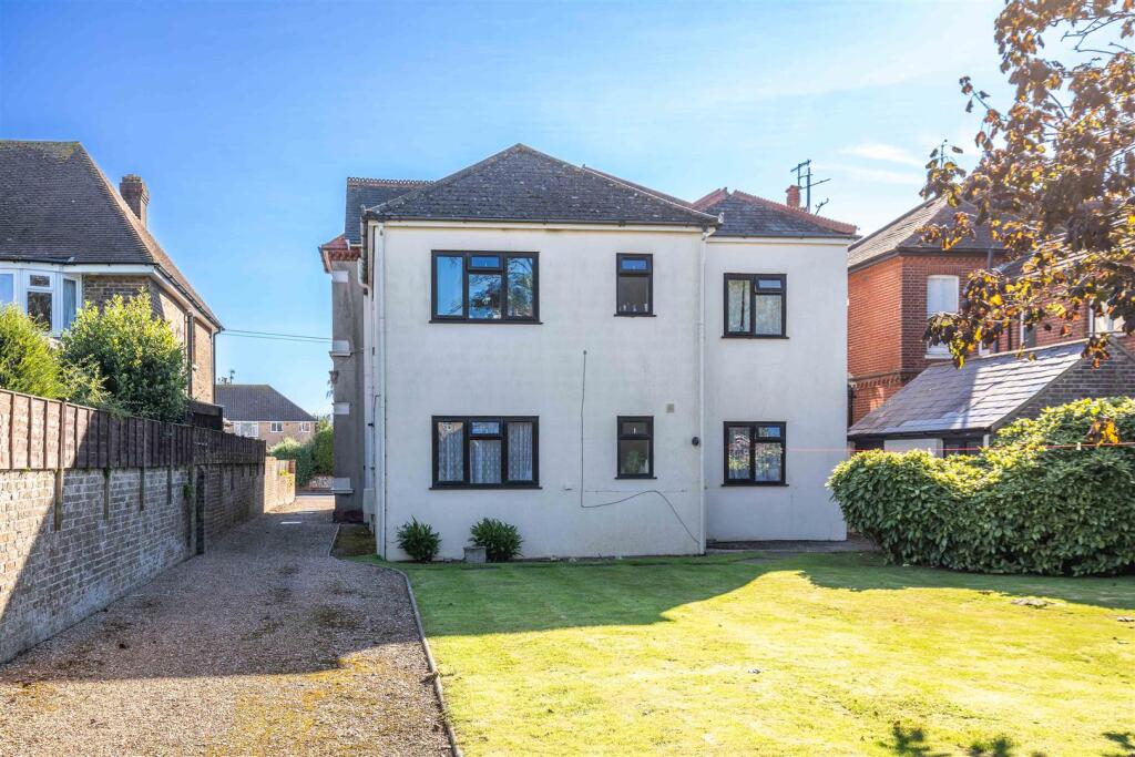 3, 11 Downsview Road-14.jpg