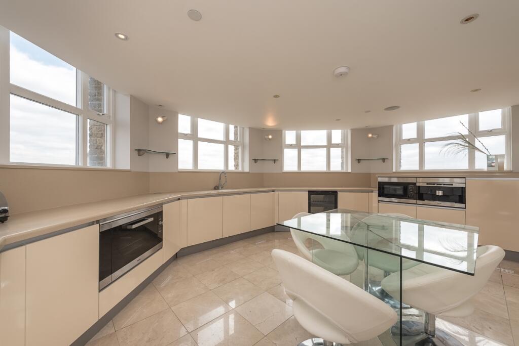 The-Dome-Princess...