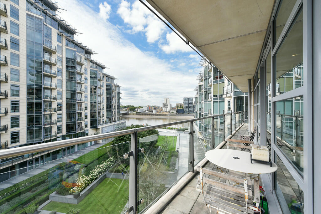 Commodore House p...