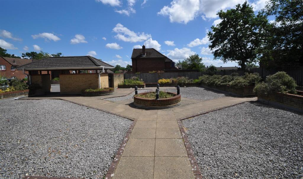 frontgarden.jpg