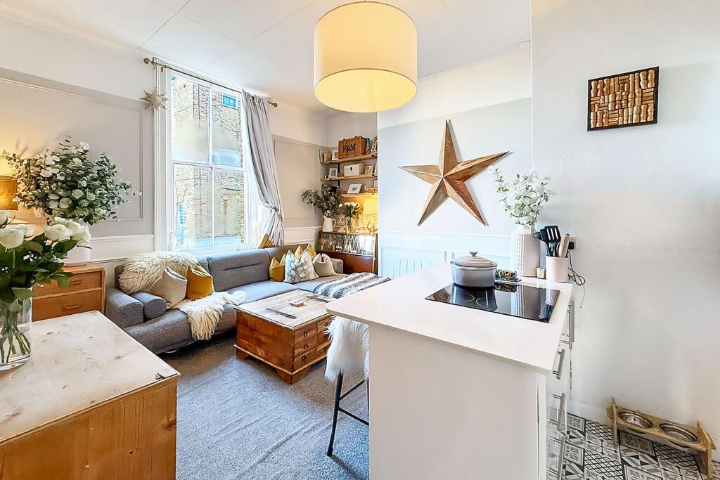 Kitchen/Living Room