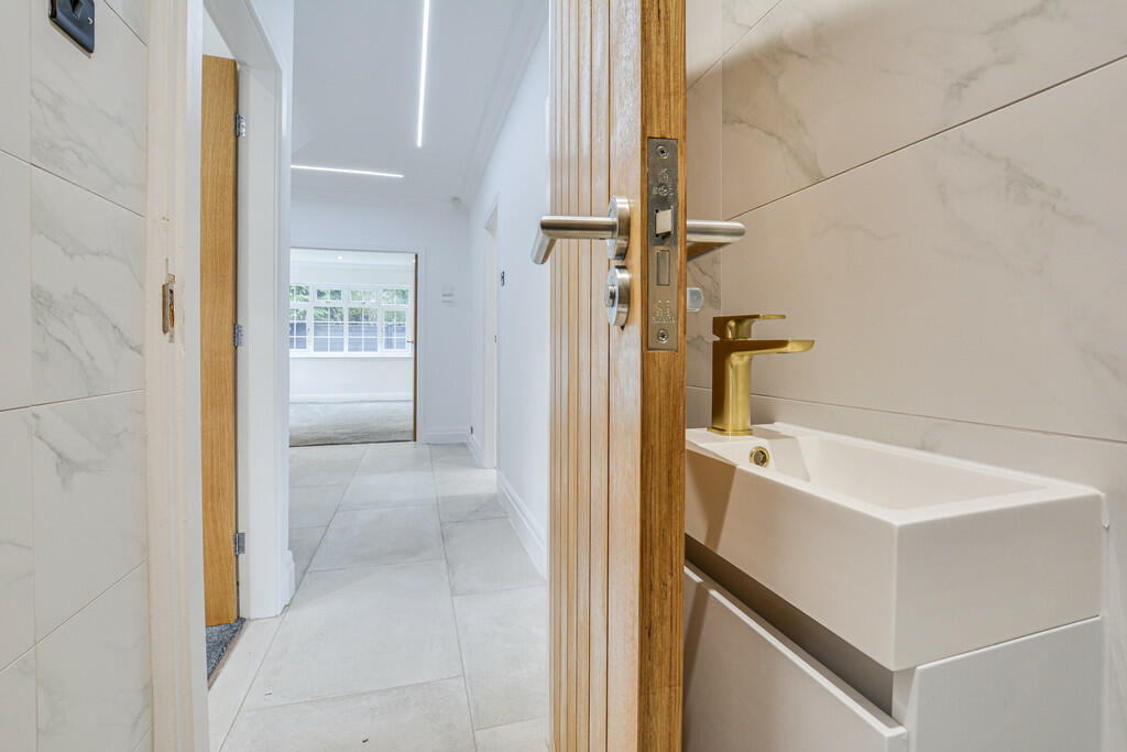 GROUNDFLOOR WC