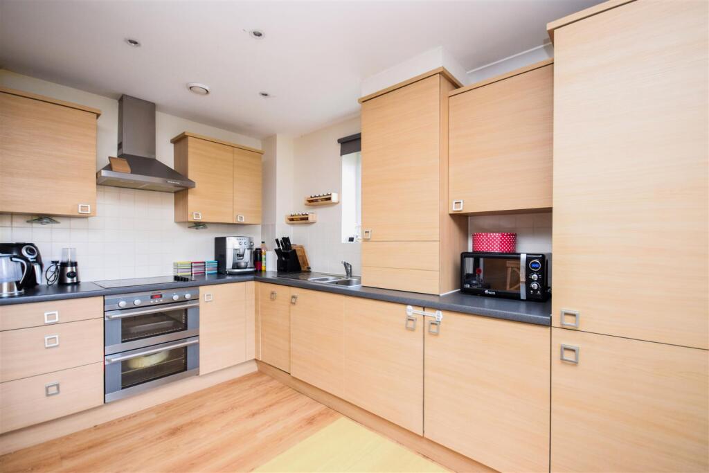 Reception Room/Kitchen