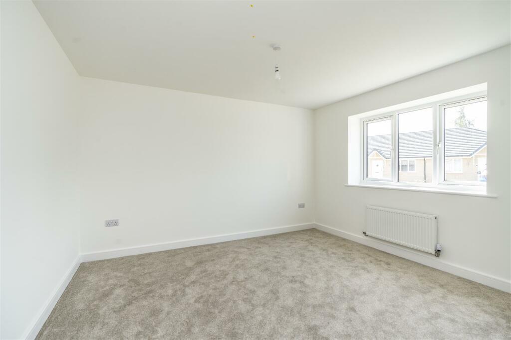 P8-Bedroom.jpg