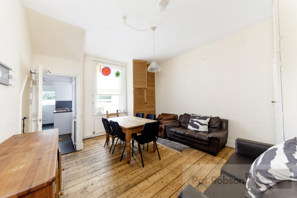 17 fern avenue526.jp