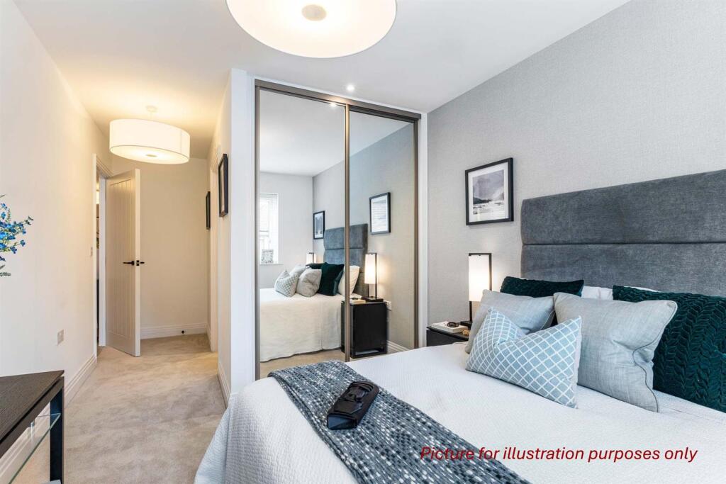 Mole Place, Walton Lane, West Molesey-5.jpg