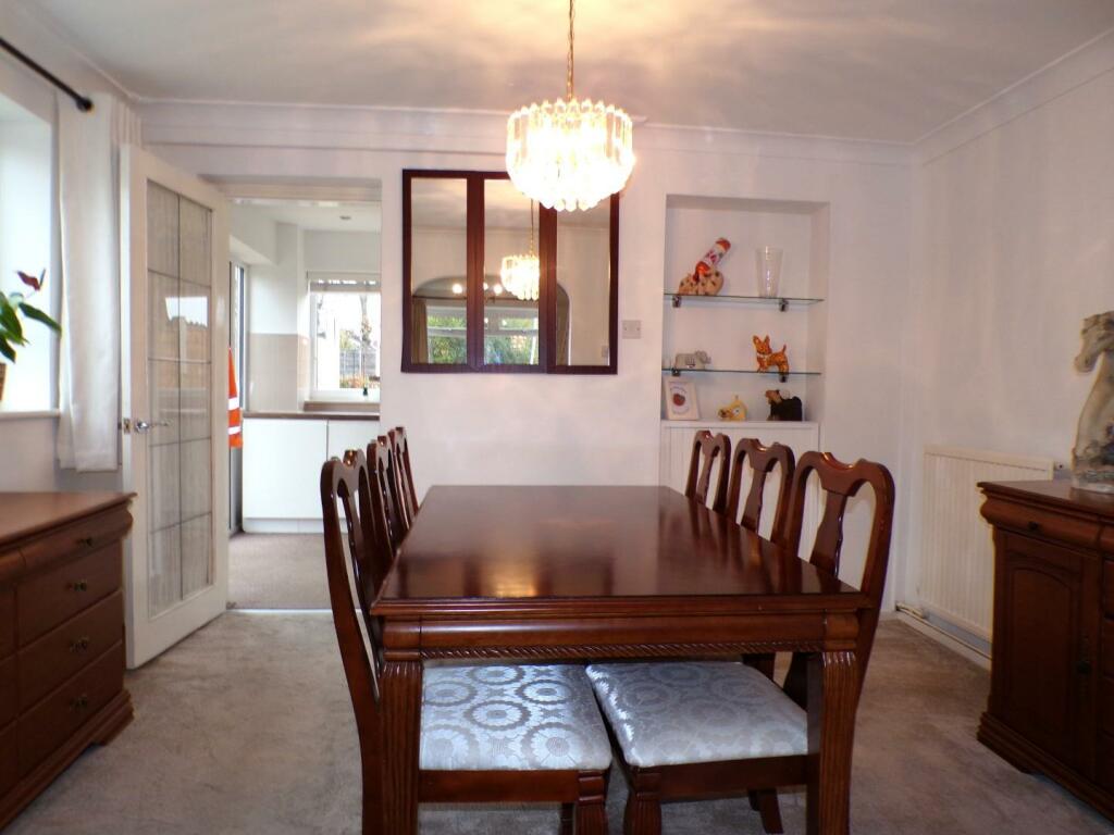 AshtonRd967din1.JPG