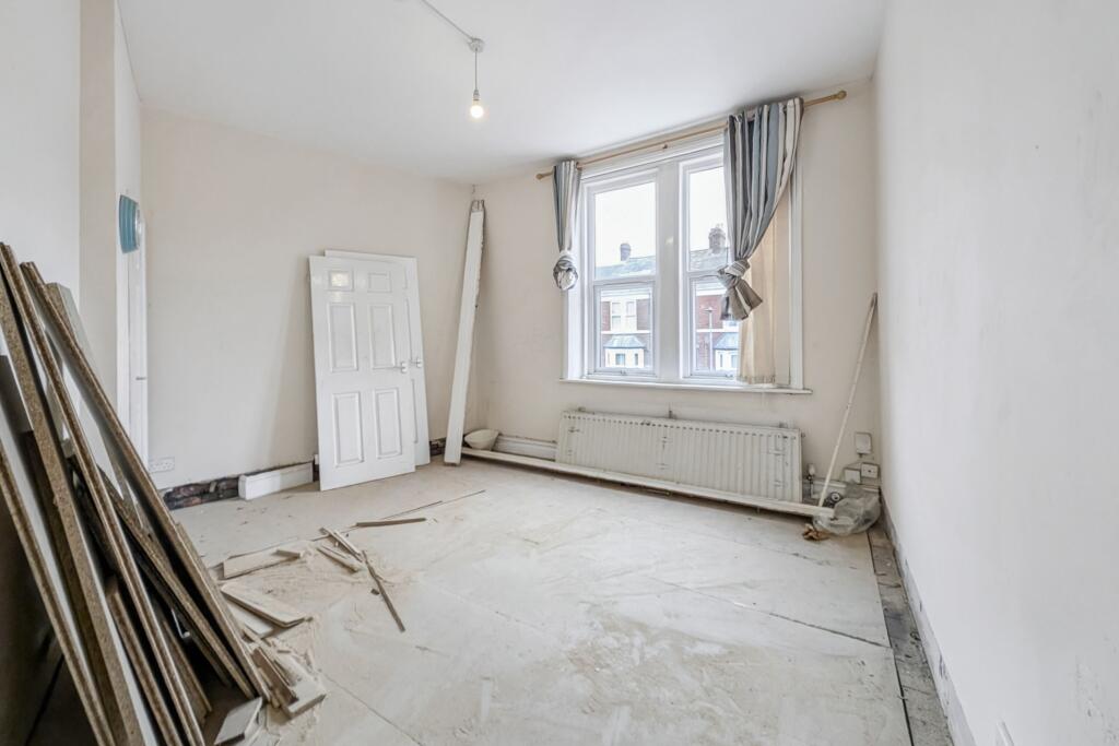 90 &amp; 90A Rawling Road, Gateshead, Tyne and Wear NE8 4QR