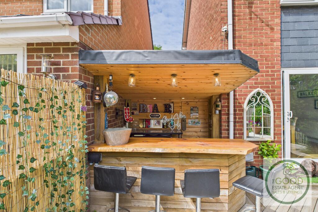 Outdoor Bar