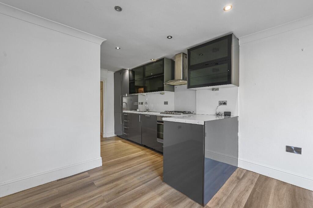 Open Plan Living/Kit