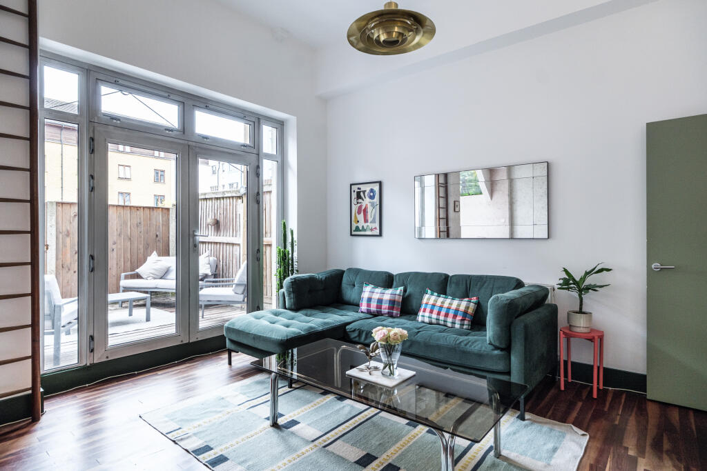 SUNLIGHT-SQUARE-1 (12).jpg