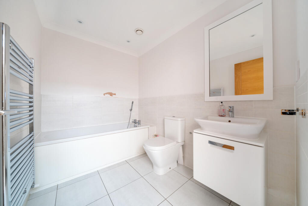 1310261-23-684be3...