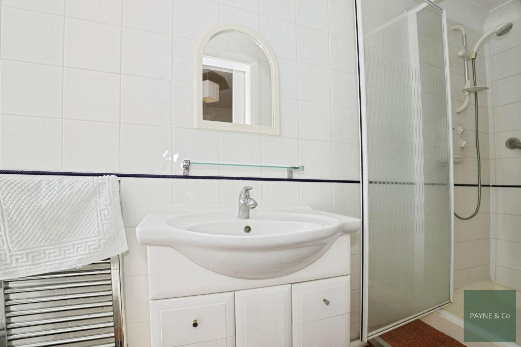 En-Suite Shower/Wc