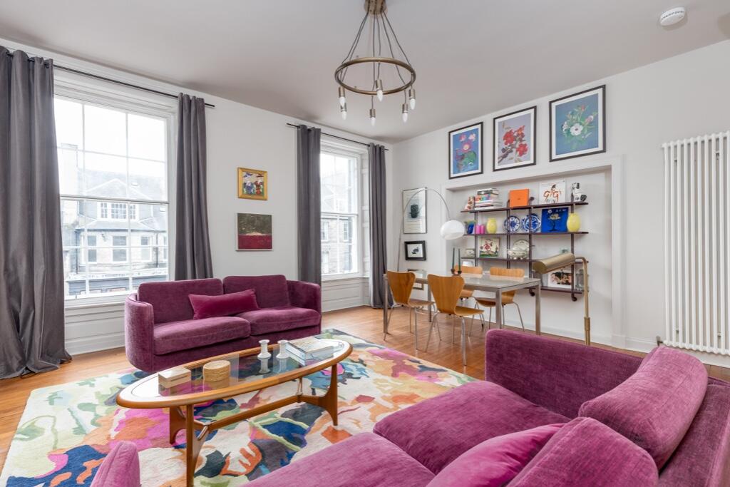 Bright &amp; Spacious