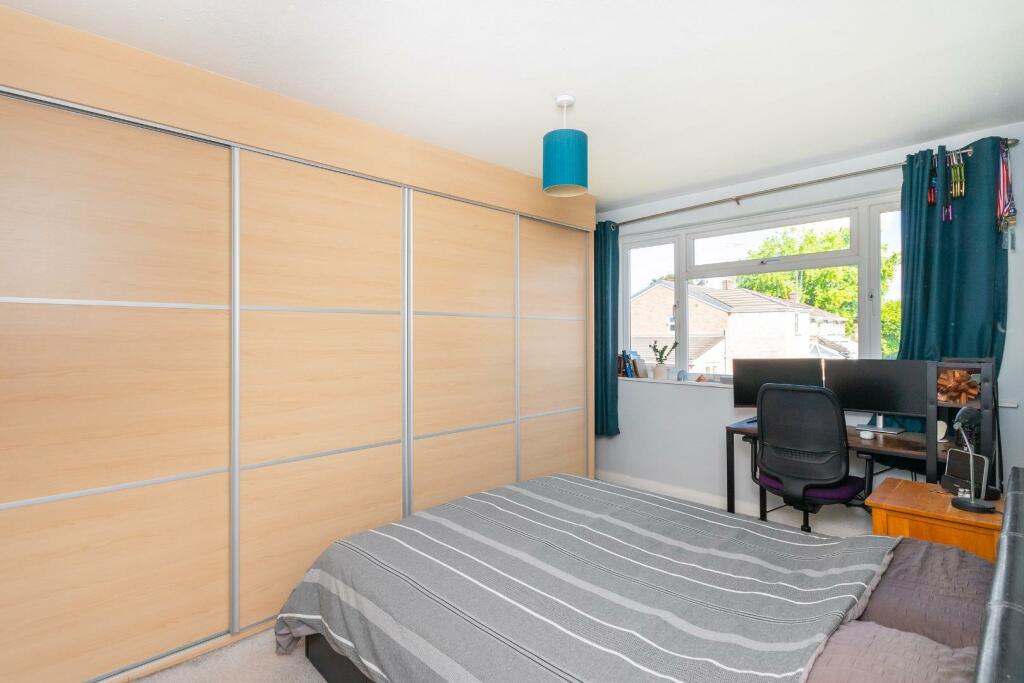 2H8RBN - Bedroom E.jpg