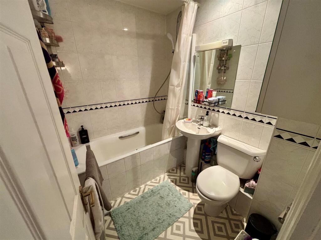 bath 1.jpg