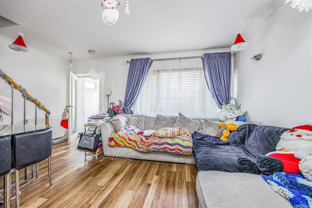 6 Hemlock Road, Waterlooville-PorticoMarketing-Nex