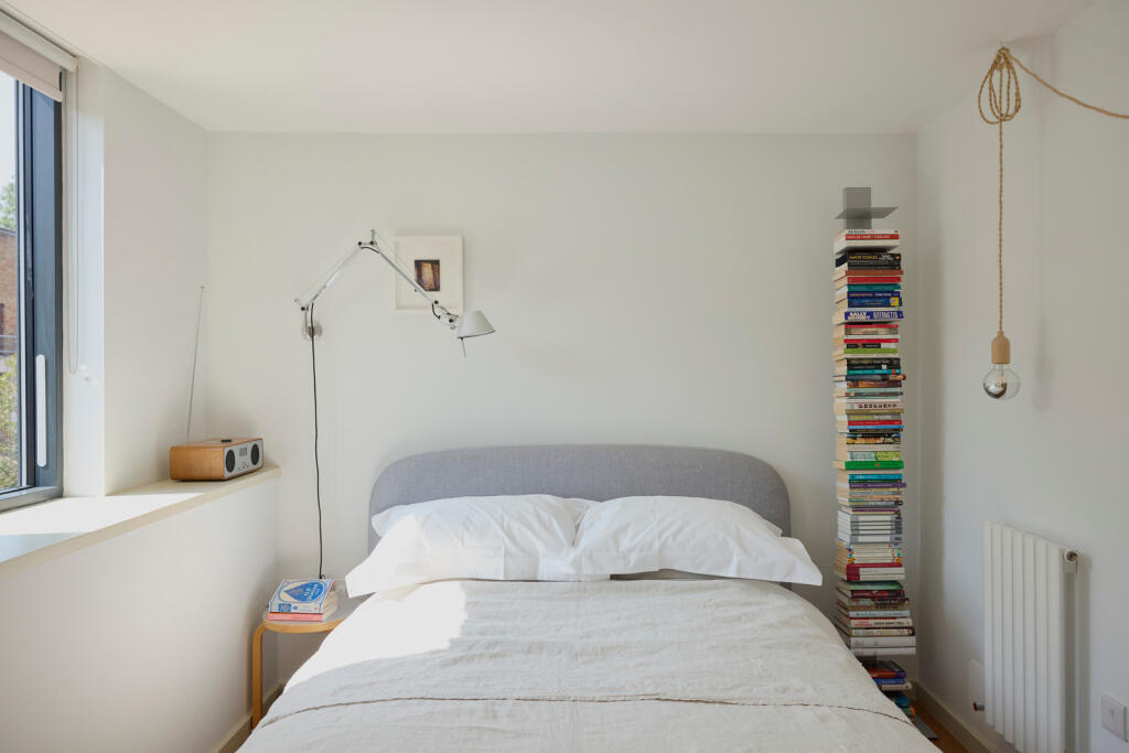 293790 - THE MODERN HOUSE_GIBBON ROAD_10.JPG