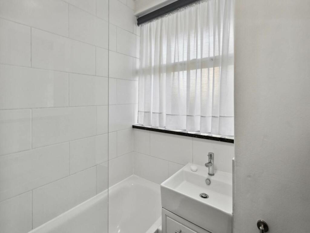 6 Gilbert House, Chu