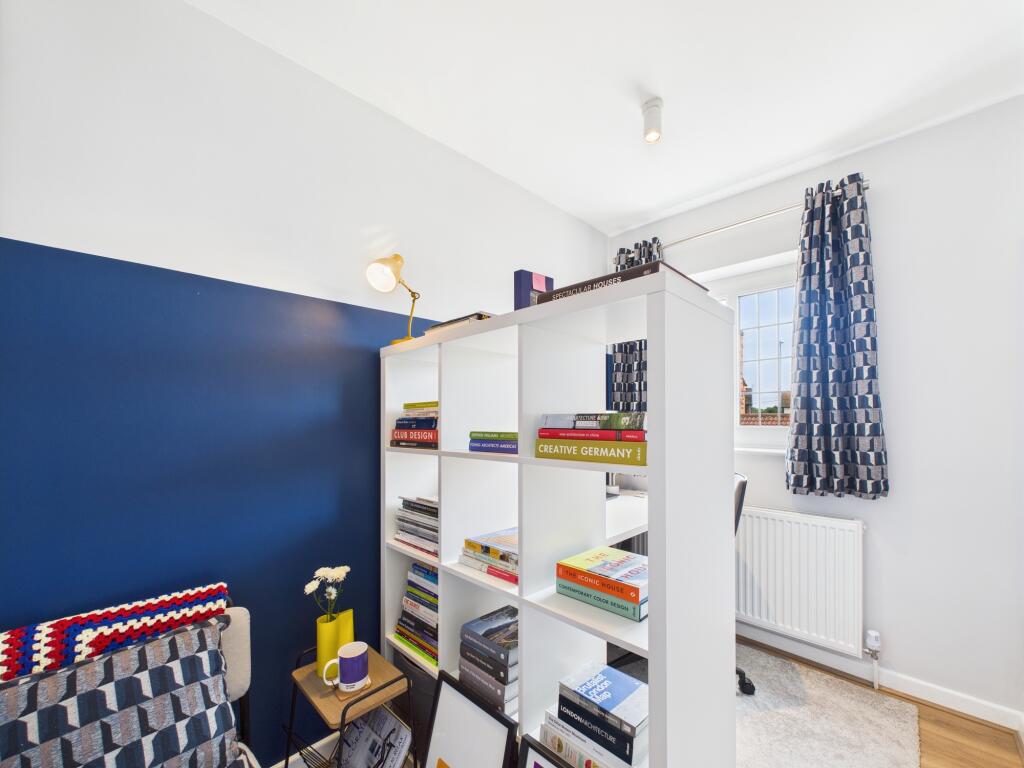 CAM05508G0-PR0060-STILL001