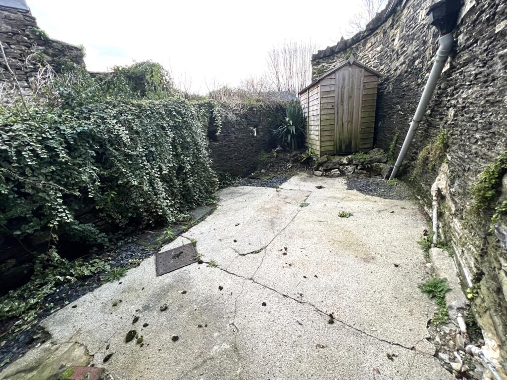Courtyard Garden