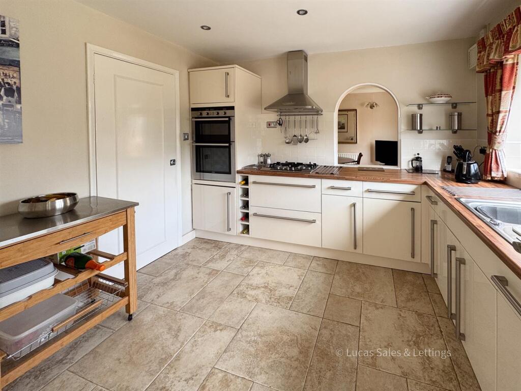 8 Coxs Lane Broughton-14.jpg