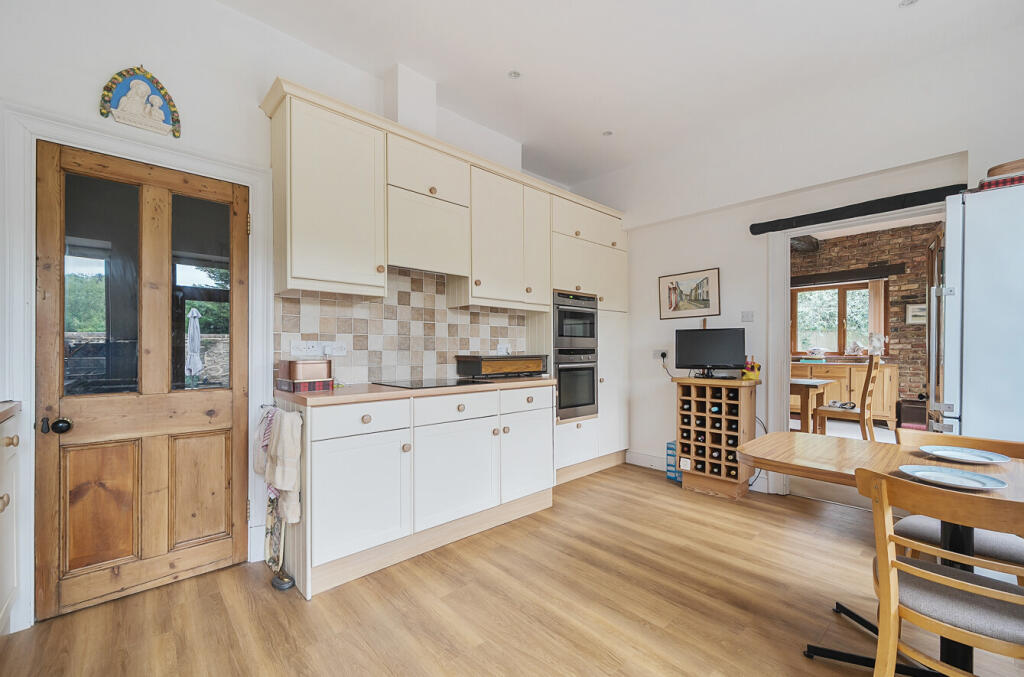 1340849-14-68a5b4...